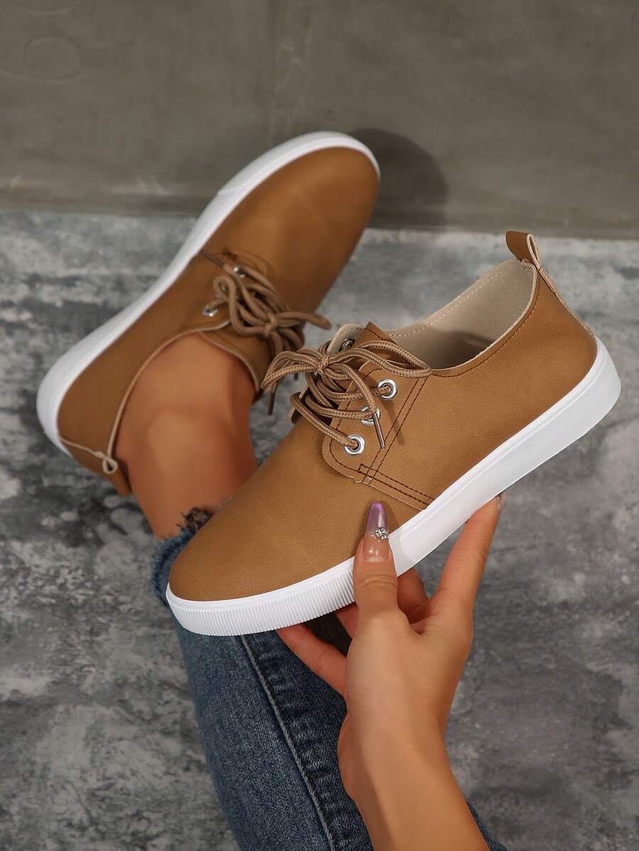 Women's New Spring/Summer Lightweight Comfortable Flat Round Toe Brown Loafers, Elegant Leather Casual Flat Shoes - Brown - View 1