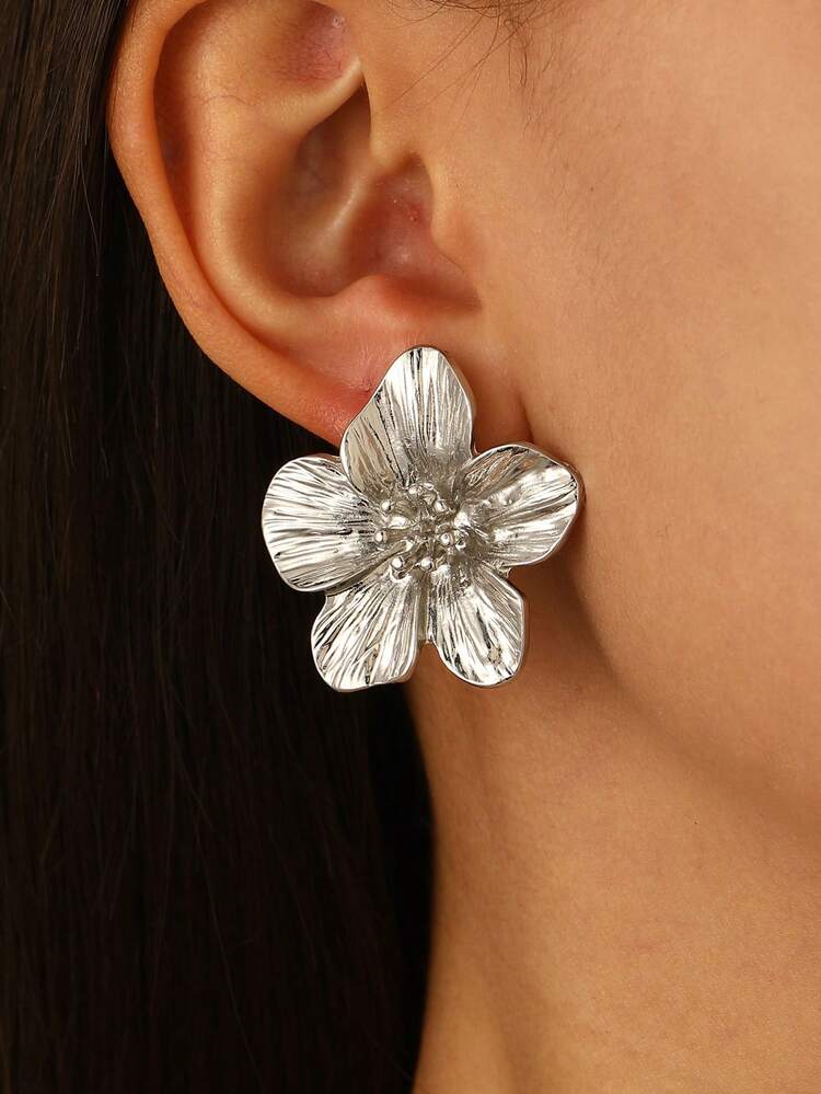1 Pair Women's Floral Stud Earrings, New Fashionable Versatile Textured High-Quality Accessory Suitable For Daily Wear And Gatherings, Great Gift For Friends - Silver - View 2