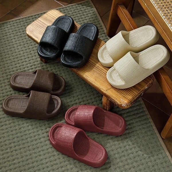 New Style Girl Squishy Feeling Thick Bottom Comfortable Round Toe Summer Home Fashion Casual EVA Student Dormitory Holiday Flat Bottom Men's And Women's Couple Sandals Casual Wear