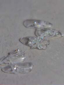 1 szt. Naklejki 5D do zdobienia paznokci Fragmenty Kolorowej Muszli Lekki Motyl Wysokiej Jakości Naklejki do Paznokci Wiosenny Projekt Naklejki do Manicure Paznokcie Akcesoria do Paznokci - Wielokolorowe - Zobacz 3