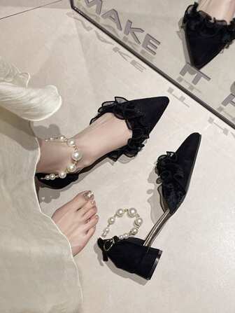 女士时尚精致仙女美学粗跟浅口鞋，新款春夏珍珠装饰高跟鞋，法式中空尖头高跟鞋