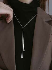 1pc Fashionable & Versatile Geometric Triangle Pendant Necklace, Minimalist Y-Type Sweater Chain - Silver - View 3
