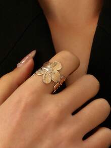 1pc Women's Flower Textured Fashion Personalized Open-Ended Adjustable Ring, Suitable For Party & Daily Wear - Yellow Gold - View 2
