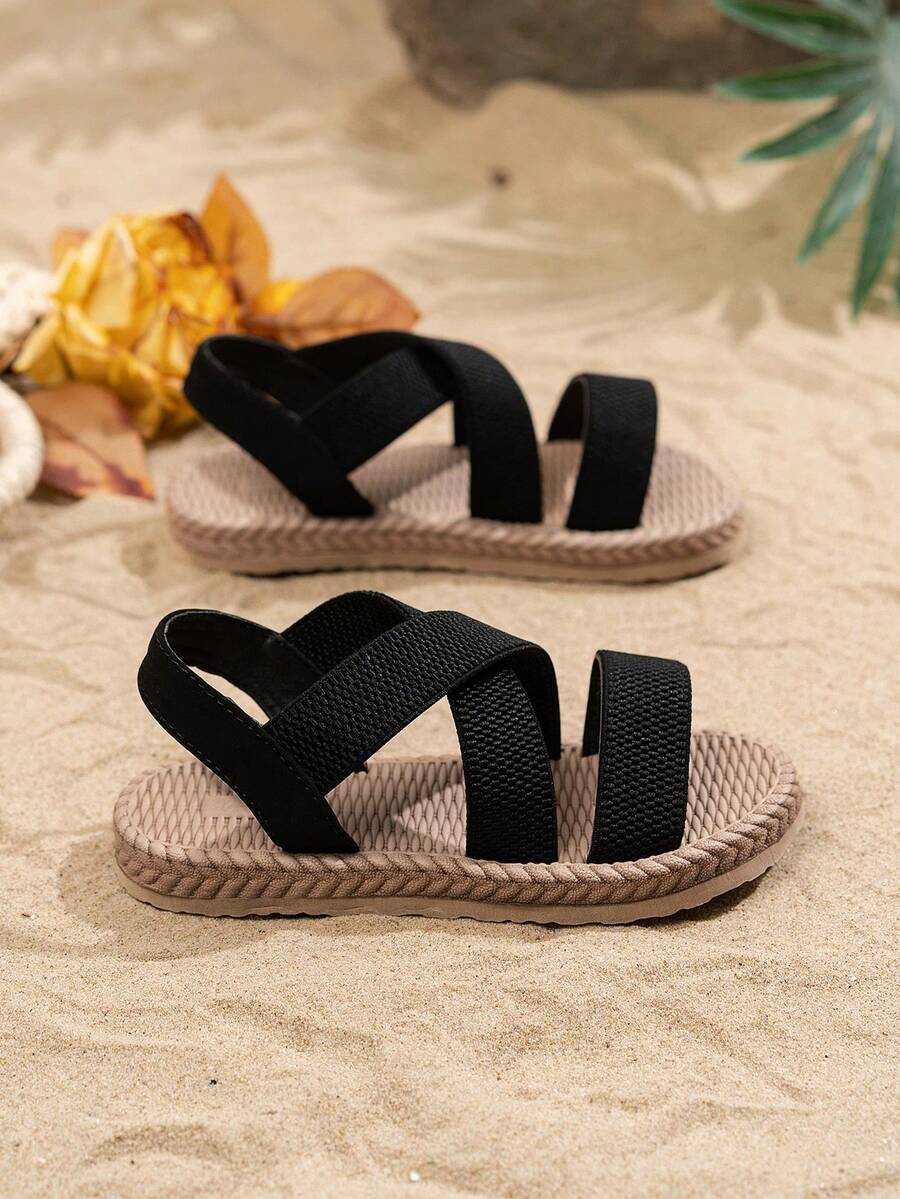 A Pair Of Stylish And Comfortable Children's Sandals, Beach Sandals, Bohemian Style Sandals, Soft Soled Platform Sandals