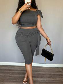 LovelyWholesale Plus Size Women'S Casual Lace Up Sloping Shoulder Collar Vest And Cropped Pants Set For Spring And Summer - Grey - View 1