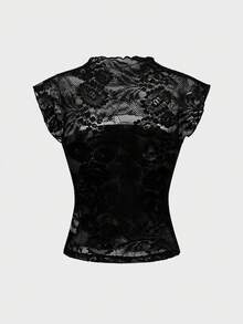 Glamful Sleeveless Cropped Lace Patchwork Sexy Hollow Out T-Shirt - Black - View 4
