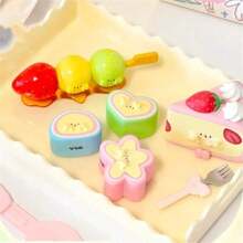 Miniso Everything Face-Holding Picnic Theme Blind Box Figurine Set, Exquisite Miniature Food Models, Cute And Fun (1 PC, Random Delivery)