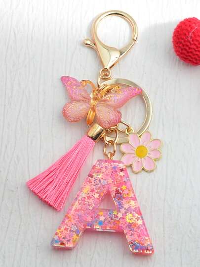 1 件花朵和英文字母钥匙扣 A-Z，女士包/汽车装饰吊坠，粉色蝴蝶和流苏简约设计，DIY 配饰，适合妈妈和朋友汽车配件包饰学校可爱哥特 Y2k 圣诞礼物创意包挂绳带身份证夹汽车配件包饰