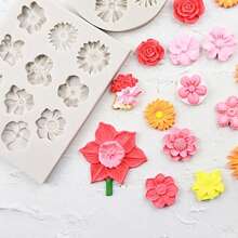 1 个硅胶模具，带有 11 个独特的花形凹槽