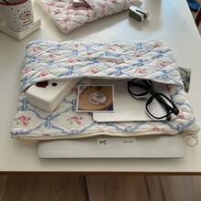 1 szt. koreańskiej małej torby na notebooka z kokardą i świeżym kwiatowym wzorem, 11/13/15 cali, damska torba na tablet - Wielokolorowe - Zobacz 9