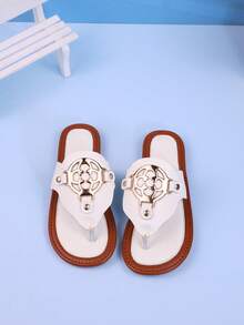 Kids' Fashion Flip Flops - Girls Thong Sandals, Casual Flat Slides For Little & Big Children With Metal Buckle Anti-Slip Summer Shoes - White - View 9