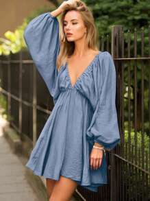 Women's Summer Vacation Solid Color Deep V-Neck Lantern Sleeve Backless Dress