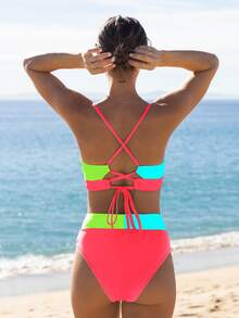 popvil 夏日假期前扭纹镂空拼色比基尼套装 - 藍色 - 查看 3