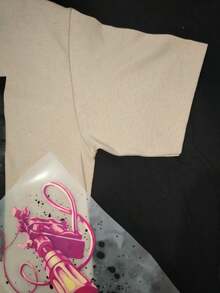 playera color caqui estampado de flores - Caqui - Ver 6