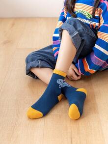 5 Pairs Kids Dinosaur Patterned Socks, Comfortable Breathable Casual Soft Socks, Suitable For Children Outdoor Activities - Multicolor - View 2