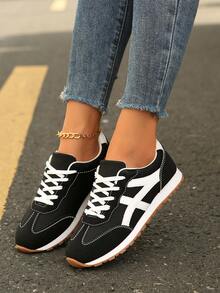 Velvet Patchwork Lace-Up Front Thick Sole Athletic Shoes For Women, New Lightweight Chunky Sneakers, Outdoor Sports Style Student Shoes For Spring/Autumn