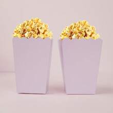 10 piezas/20 piezas/50 piezas Cubetas de palomitas de maíz de color morado claro, cajas de palomitas de maíz de teatro, cajas desechables de color morado lavanda para aperitivos, suministros para fiestas de concesiones y carnavales, mini contenedor para palomitas de maíz, bolsa clásica de palomitas de maíz de estilo woodland de apertura superior - Morado - Ver 3