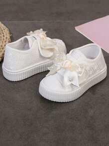 1 Pair Girls Pearl Bow Hook And Loop Canvas Shoes, Princess Style, Non-Slip & Wear-Resistant, Suitable For Spring And Autumn Daily Wear