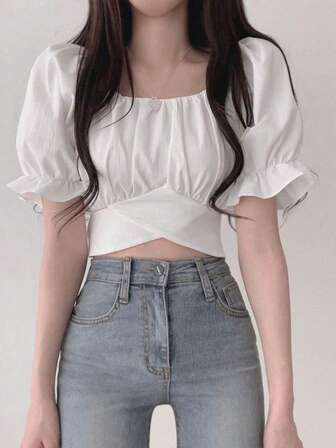 纯色短款泡泡袖不对称下摆宽松女式衬衫，夏季