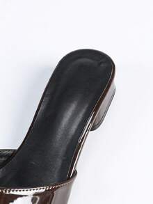 女士休闲户外一脚蹬凉鞋，时尚休闲粗跟平底通勤凉鞋，沙滩拖鞋 - 咖啡棕 - 查看 5