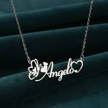 Colar Personalizado com Borboleta e Coração com Nome, Personalize o Seu Nome, Material de Aço Inoxidável, Design Exclusivo, Elegância da Moda, Versátil, Atraente; Colar Figareo Personalizado, Design Fashion Europeu e Americano de Hip Hop, Inclui Colar com Letra em Ondas Corroídas, Acompanha Caixa de Presente Sofisticada de Alta Qualidade, Adequado para Uso Diário e Festa, Ótimo para Casamentos, Presente Ideal para Namorada, Amigos, Perfeito para Dia dos Namorados, Dia das Mães