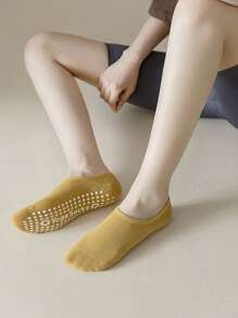 3/5/8 أزواج جوارب اليوغا للنساء، مانعة للانزلاق بسيليكون، قصيرة، أحادية اللون، مناسبة للياقة البدنية الداخلية، الرقص، اليوغا، صالة الألعاب الرياضية، أعمال الأرضية، الرياضات الداخلية، البيلاتس، الترامبولين، أحذية البالية، الخريف