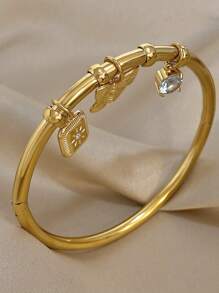 1 pieza Pulsera de brazalete con dije de mariposa adorable para mujeres, acero inoxidable apilable, joyería de diario y fiesta, regalo para el Día de la Madre