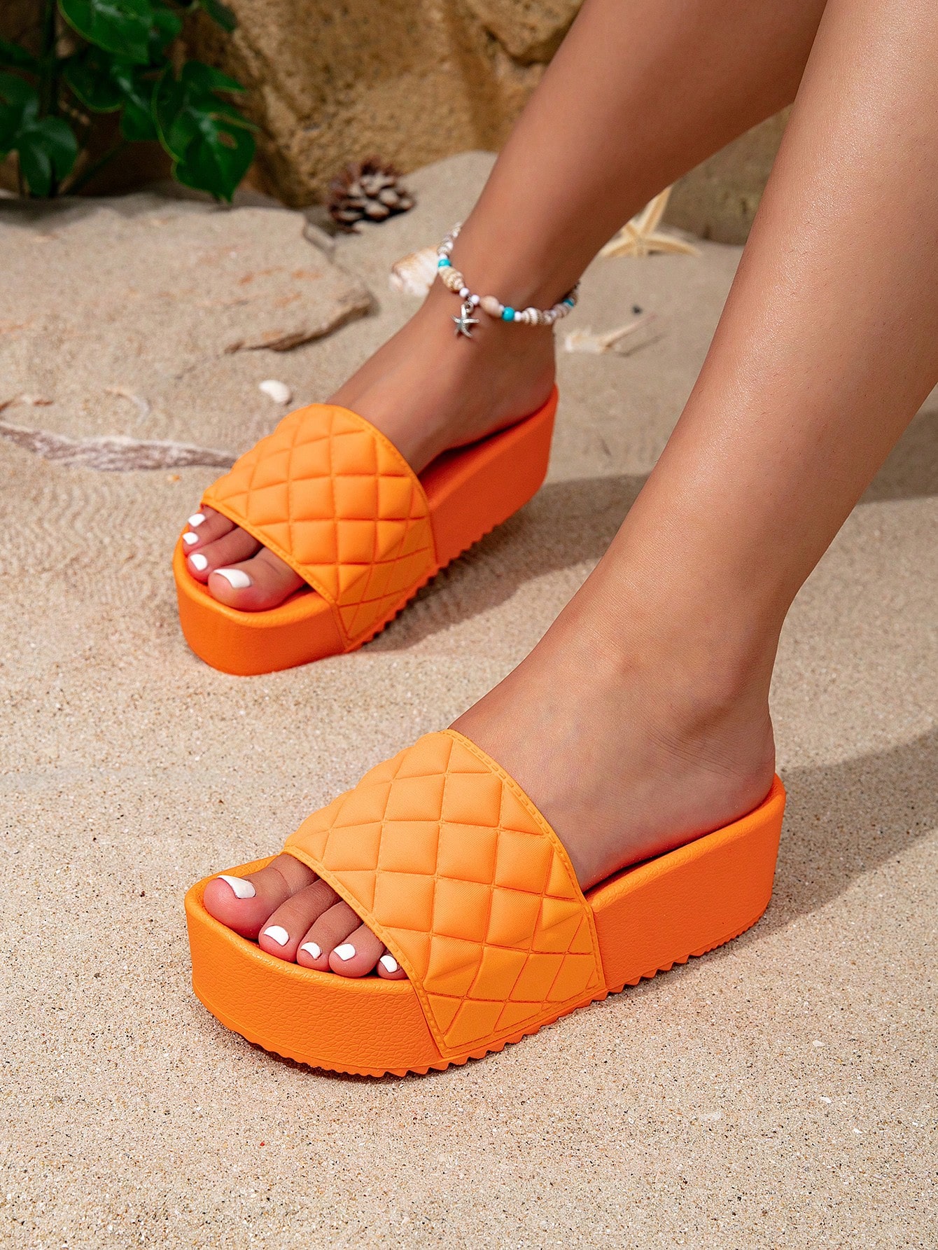 New Summer Women’S Casual Stylish Diamond Pattern Thick Soled Height Increasing