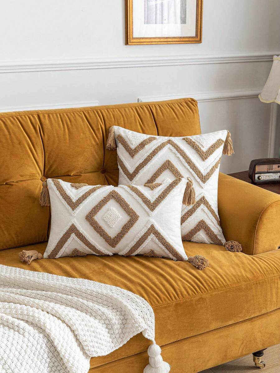 1pc Geometrical Plush Bohemian Style Decorative Pillow Cover, Without Pillow Insert - Beige - View 1