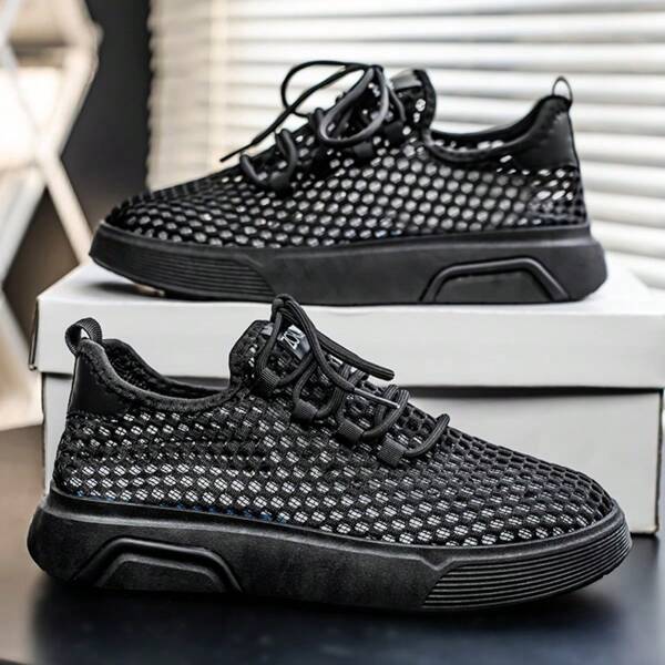 Zapatos transpirables y ligeros de malla calada para hombres, modelo 2025 Nuevo verano. Zapatos de camping de secado rápido y antideslizantes para uso casual al aire libre. Zapatos deportivos versátiles y ligeros para viajes, de estilo juvenil coreano para estudiantes y skateboarding.