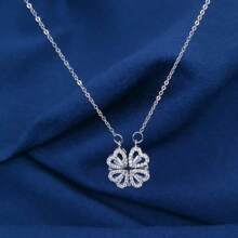 1 Peça Colar de Trevo com 2 Maneiras de Usar, Colar Gargantilha Elegante e Fashion para Mulheres, Joia Versátil e Elegante como Presente para Amante ou Mãe