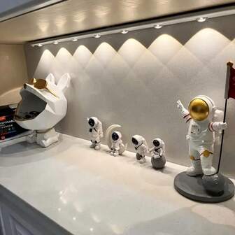 1/2 件运动传感器橱柜灯，无线超薄 USB 充电，4 种尺寸（20/30/40/50 厘米）可调节，山丘效果照明，适用于厨房/卧室/衣柜，室内夜灯