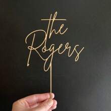 1 pieza Decoración personalizada para pastel de boda de madera, Tóper de pastel personalizado Sr. y Sra. con fuente de caligrafía manuscrita del apellido, Adorno rústico para pastel