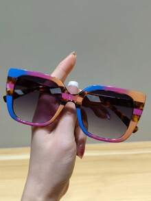 一副新款猫眼方形女式眼镜，撞色设计，适合海滩、派对等场合，夏季海滩度假、户外活动、旅行佩戴。 - 彩色 - 查看 6