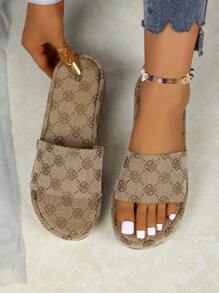 Sandalias de cuña con suela gruesa para mujer, pantuflas de moda de verano para playa, nuevo diseño 2024
