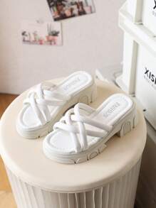 Sandalias deslizantes negras para niñas, chanclas para niños, zapatos de estilo nuevo para niños