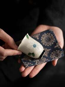 1 件手绘山茶花茶杯，采用陶瓷材质，优雅单杯/主人杯，陶瓷功夫茶具茶杯适合家庭使用 - 山茶花 - 查看 10