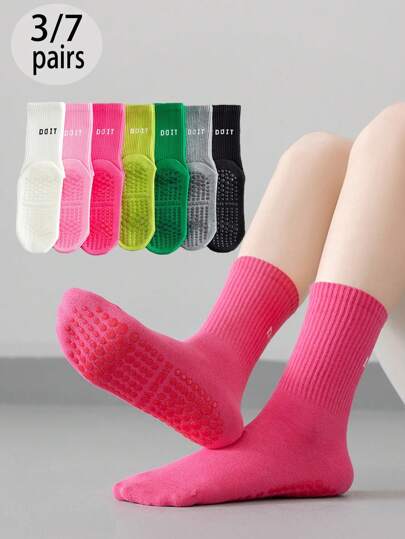3/5/7 Pairs Anti-Slip Letter Pattern Socks, Breathable Sports Fitness Yoga Pilates Mid-Calf Socks, Professional Indoor Sports Fitness Yoga Dance Pilates Silicone Non-Slip Bottom Socks, Fall