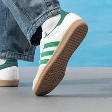 Adidas Originals SAMBA OG 男女通用鞋，2026 春季新款休闲运动鞋，训练鞋，T 字头鞋 JI3202 - 白色 - 查看 10