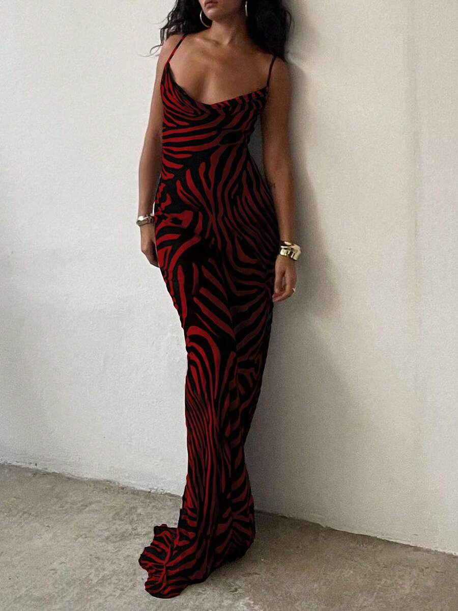 性感优雅修身斑马纹长裙，迷人个性化度假和日常穿着