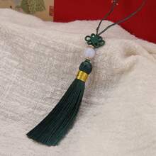 中国结流苏磨砂流苏吊坠犹如时光的诗意流淌，散发着独特的魅力。