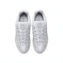 2025 女款 W NIKE  SE 滑板鞋/复古运动鞋，低帮 IF1756-100 - 白色 - 查看 6