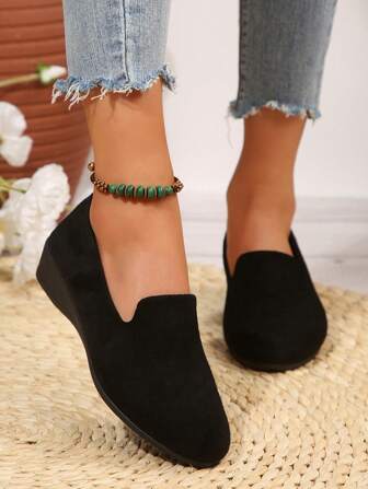 Women's High Heel Slip-On Shoes, Spring/Autumn Black Minimalist Fashionable Classic, Size 35-43 Plus Size, Comfortable Light-Weight Wedge Heel Work/Casual Shoes