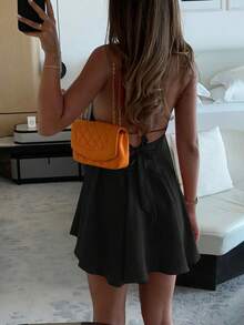 Váy ngắn hở lưng chữ A xếp lớp viền bèo nhún gợi cảm cổ chữ V sâu mới cho nữ, phù hợp cho kỳ nghỉ, thời trang dạo phố, nhiệt đới - Xem 7