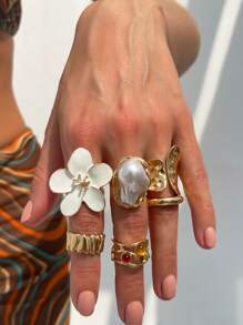 6pcs/Set Vintage Floral & Gemstone Decorated Rings, Women Elegant Baroque Pearl Rings, Punk Hip-Hop Gold Knuckle Rings, Suitable For Daily Wear, Party & Banquet, Festivals, Versatile Fashion Jewelry