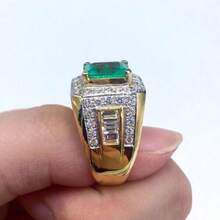 1pc Men's Engagement Ring, Luxury Stylish Gold-Tone Alloy Inlaid Synthetic Emerald Gemstone Decor Ring, Suitable For Men's Daily Wear, Engagement, Wedding, Anniversary, Party, Jewelry, Valentine's Day, Birthday Gift - Green - View 4