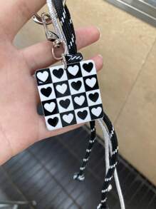 1pc Black & White Checkered Keychain, Black & White Flower Heart Square Charm Bag Accessory, Couple's Charm, Car Accessories, Women's Handbag/Shoulder Bag/Backpack Decor, Men's Backpack Keyring, Gift For Young Couples, College Students, Y2K/Goth Style
