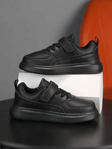 黑白多场合舒适休闲运动鞋