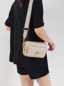 2024 New Fashion Classic Clown Solid Color PU Waterproof Material Rhombus Pattern Design Retro Chic Metal Animal Logo Design Shoulder Bag Square Bag Letter Graphic Decor Design Crossbody Bag Suitable For Shopping - Beige - View 5