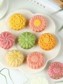 4pcs Daisy Flower Shape Mooncake Molds, Handpress Non-Stick Mung Bean Ice Cream Cartoon Mold Baking Tools - 4 Pieces Of Daisy 50g - View 3